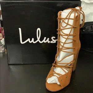 PRICE DROP!! Lulus Heels. Tan heels!!